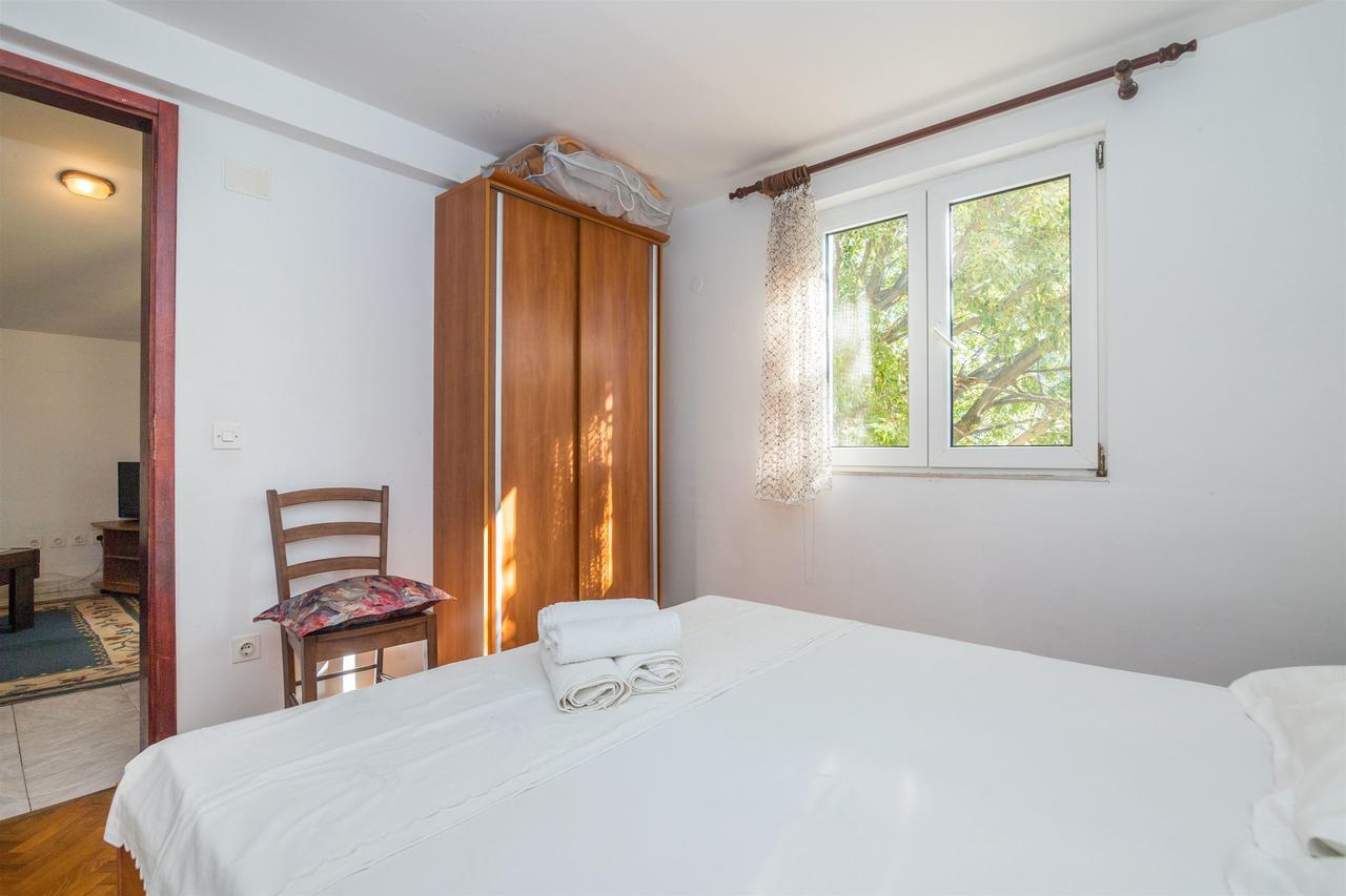 Apartments Antonija Drvenik  Eksteriør billede